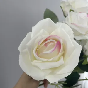 Künstliche weiße Rosen künstliche Blumen französischer Stil für Hochzeitsdeko Zuhause.