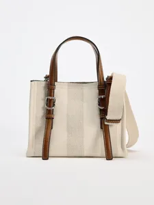 Bolso tote de lona beige con asas marrones, bolso cruzado casual para trabajo y uso diario.