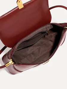 Burgundy vintage underarm shoulder bag for women, chic faux leather retro baguette handbag daily use