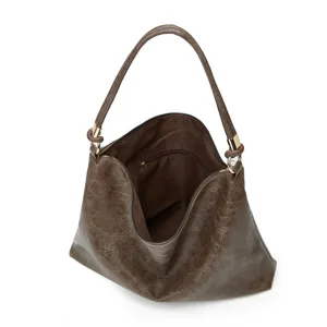 Braune weiche Leder Hobo Tasche Innendetail mit geräumigem Hauptfach und sicherem Reißverschlussfach.
