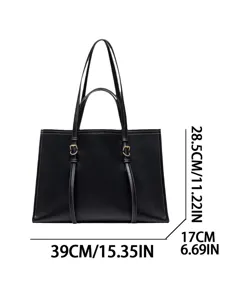 Détail de sac cabas noir pour le travail avec dimensions, grand sac à main pour femmes.