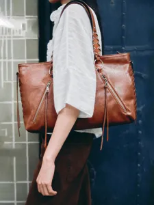 Vintage Damen Handtasche große Kapazität, stilvolle vielseitige Umhängetasche Detail.