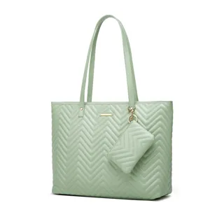 Sac cabas matelassé vert menthe pour femme, grand sac épaule avec pochette assortie.
