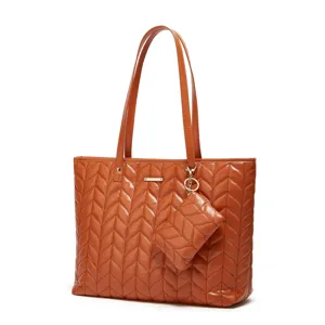 Sac cabas matelassé marron pour femme avec pochette, grand sac porté épaule en cuir PU.