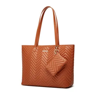 Sac cabas en cuir marron avec pochette assortie, matelassage chevron, sac à main de travail élégant.