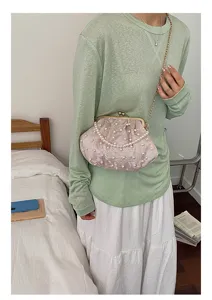 Damen Perlen Kussverschluss Muschel Umhaengetasche elegante bestickte Ketten Abendtasche