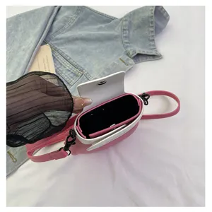 Leuke kleine schoudertas voor dames, schattig uniek niche design roze telefoon tasje.