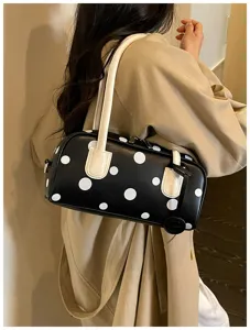 Schwarze und weiße gepunktete Bowlingtasche Detailansicht, lässige Damen Schultertasche.