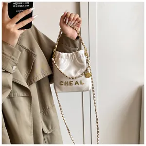 Mini borsa a secchiello trapuntata con catena donna stile di lusso moda tracolla tote