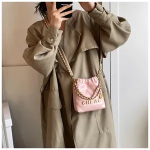 Borsa a tracolla trapuntata rosa con catena mini hobo borsa elegante da donna per tutti i giorni