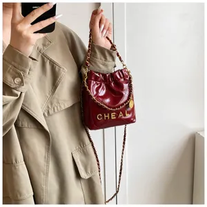 Borsa a secchiello trapuntata con catena donna mini borsa a tracolla alla moda in pelle PU