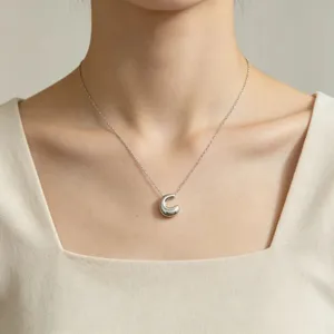 Silver bubble letter C necklace minimalist stainless steel clavicle chain for daily wear