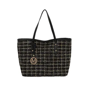 Stylish large-capacity tweed plaid shoulder bag for women, elegant daily tote design.