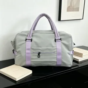 Borsa da viaggio in nylon con fascia per trolley, borsa palestra impermeabile donna.