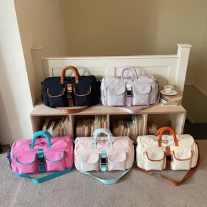 Borsa da viaggio casual multitasche, borsa sportiva versatile in tela per viaggi all'aperto.