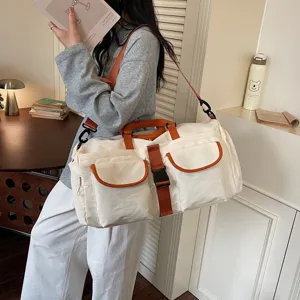 Borsa da viaggio sportiva in tela multifunzionale per fitness e tempo libero all'aperto.