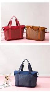 Borsa da viaggio sportiva casual portatile con grande capacità, manici resistenti e design a quadri.