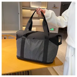Borsa da viaggio casual per fitness e campeggio all'aperto, design portatile leggero.