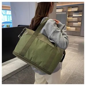 Grande borsa da palestra da viaggio casual tracolla shopper con motivo a quadri ed estensione.