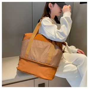 Borsa da viaggio fitness casual sportiva leggera espandibile per weekend all'aperto.