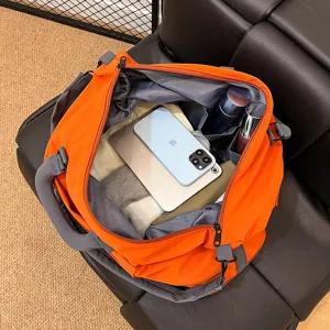Erweiterbare wasserdichte Oxford-Stoff Fitness Reisetasche mit praktischem Stauraum.