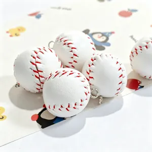 Charmes de baseball 3D simulés en PVC pour porte-clés et boucles d'oreilles DIY accessoires.
