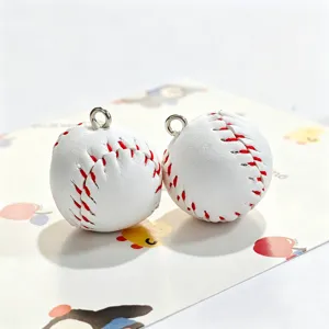 PVC simulé 3D baseball charme DIY sport style porte-clés boucle d'oreille accessoire