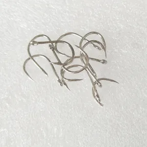 Bulk eyed Iseni fishing hooks with barbs, durable stainless steel hooks for sea fishing.
