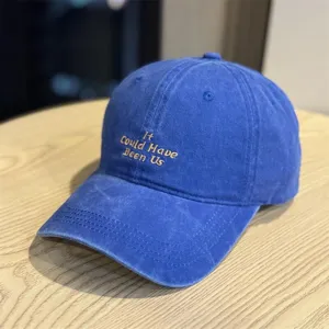 Blaue gewaschene Baseballcap mit Stickerei, lässige Baumwollmütze für Damen und Herren.