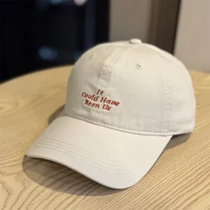Koreanischer Stil bestickte Baseballkappe, minimalistisch, beige Sonnenschutzkappe für Herren Damen.