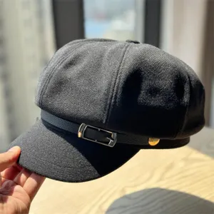 Classic wool newsboy cap for women, vintage British style octagonal hat for autumn winter.