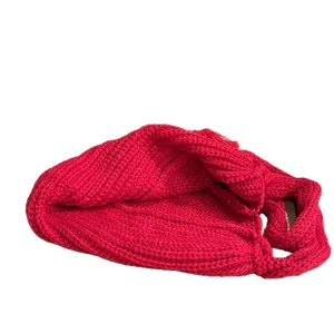 Rote gestrickte Handtasche, gemütliche Herbst Winter Freizeittasche, modische Beuteltasche.