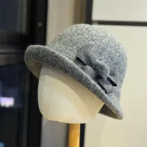 Grijze wolmix bucket hat voor vrouwen, elegante warme klokhoed met een schattige strik.