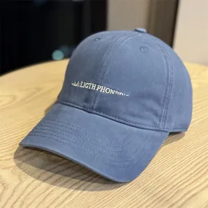 Britischer Stil Freizeitmütze Kappe weiche Oberseite Baseballcap mit Stickerei vorne und Sonnenschutz.