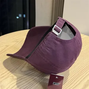 Violette verstellbare Baseballkappe, lässige weiche Sonnenschutz Kappe für Damen und Herren.