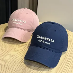 Casual unisex embroidered baseball cap with stylish letter design for daily street wear.