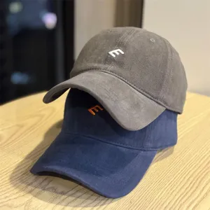 Gorra de béisbol casual de cuatro estaciones con letra bordada, ajuste profundo, tendencia.