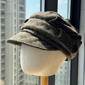 Retro wool blend newsboy hat for women autumn winter warm pleated beret chic painter hat