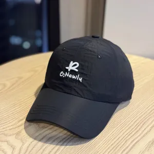 Quick-drying black baseball cap, unisex street style embroidered letter dad hat for sun protection