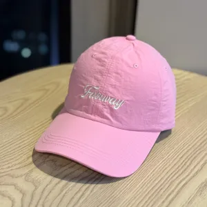 Roze sneldrogende baseballcap voor vrouwen, lichtgewicht zonbescherming zomer geborduurde hoed.