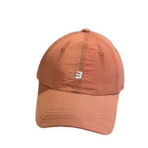 Korean style breathable quick-dry waterproof minimalist embroidered baseball cap for women.