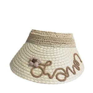 Handgefertigter Stroh-Sonnenschirm für Damen, sommerliche Strand leere Kappe mit Blumen.