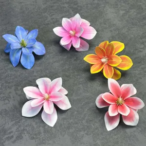 Teste di fiori di clematide artificiali stampate in 3D fai da te per forcina decoro