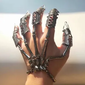 Gothic Skeleton Hand Finger Armor Adjustable Bionic Metal Claw Ring Punk Hand Bracelet