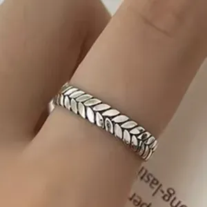 Vintage silver wheat ear adjustable open ring for women, chic finger jewelry accessory