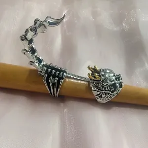 Punk stijl draak skeleton gewricht ring, vintage gotische rock verstelbare vingerring.