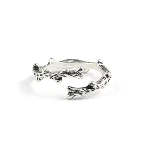 Vintage silver plated twig branch open ring, detailed textured leaf band jewelry gift.