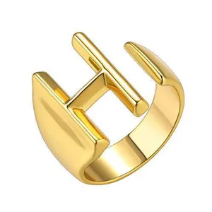 Gouden letter H ring open verstelbare koperen ring Europese luxe paar sieraden detail