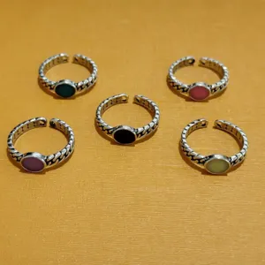 Vintage open verstelbare ringen set met kleurrijke ronde stenen, retro punkstijl sieraden voor dames.