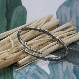 Vintage silver color thorn open cuff bracelet for men and women, trendy couple fashion jewelry.
